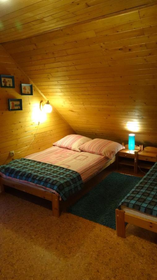 Cztery Pory Roku - Dom Villa Lutowiska Kültér fotó