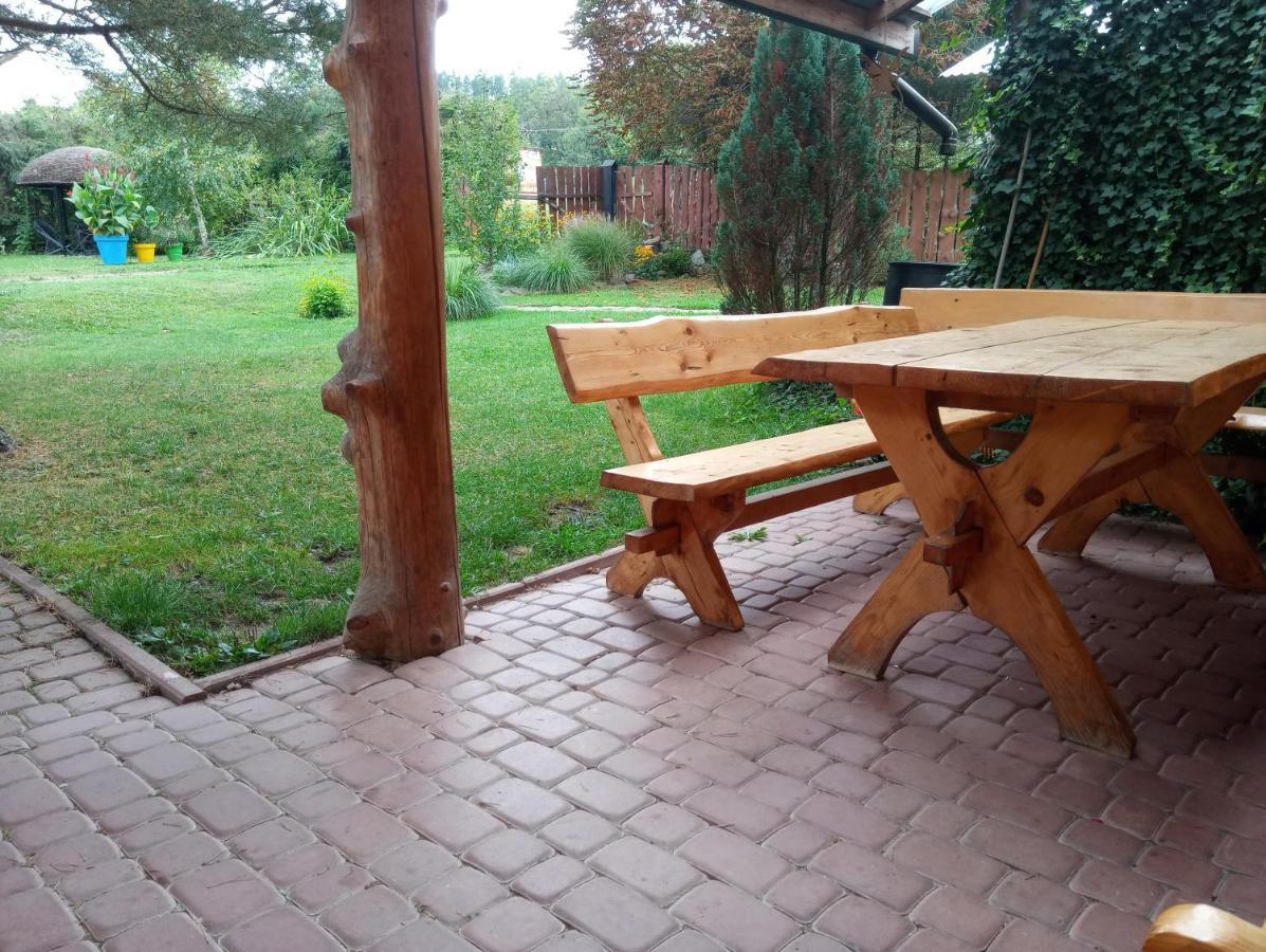 Cztery Pory Roku - Dom Villa Lutowiska Kültér fotó